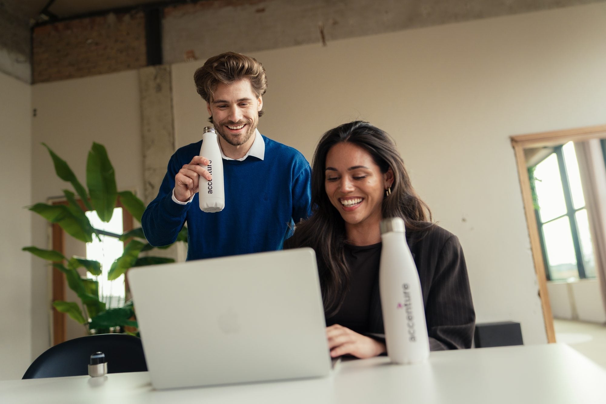 Waarom gepersonaliseerde drinkflessen HR-managers versterken