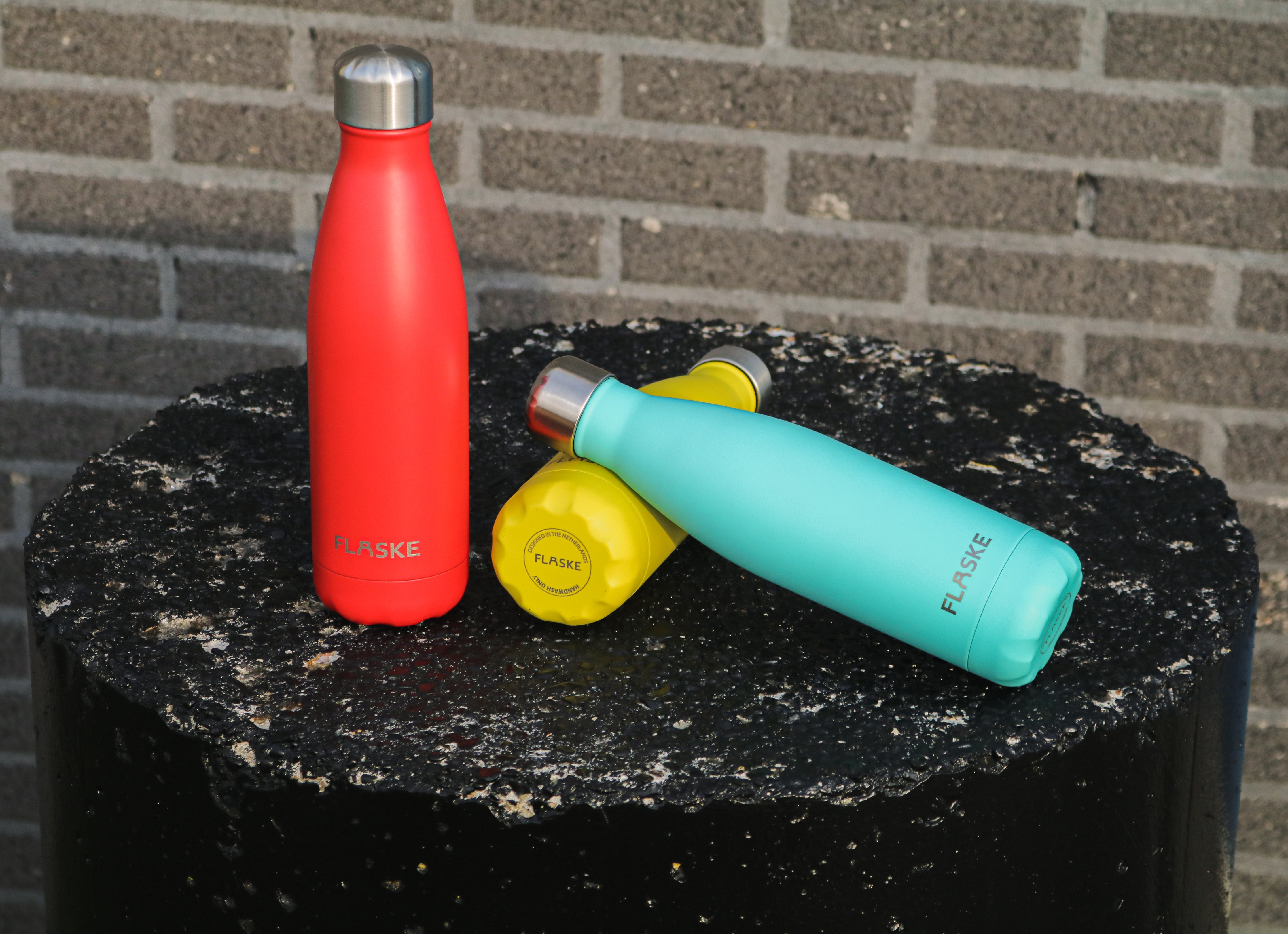 The Best Reusable Water Bottle: The Dopper Original vs The FLASKE Bottle