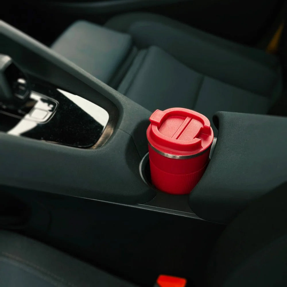 FLASKE Coffee Cup 380ml in Chilly in a car cup holder